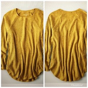 American Eagle Long Sleeve Crew Neck